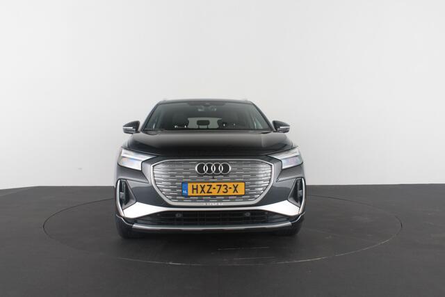Audi Q4 e-tron 40 82 kWh S line > Camera/ Adaptief Cruise control/Stoelverwarming...