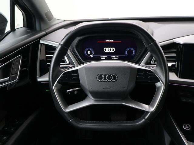 Audi Q4 e-tron 35 Launch edition Advanced 55 kWh | 170 PK | SoH 91% | Automaat | Multifunctioneel stuurwiel | Stoelverwarming | Achteruitrij camera |