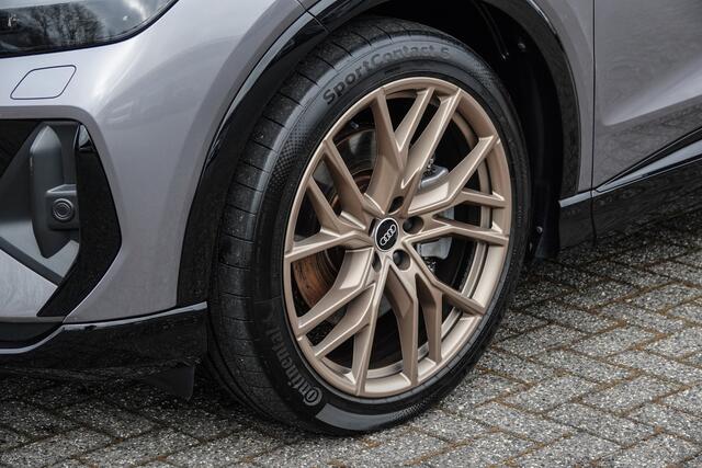 Audi Q4 e-tron 299Pk Aut. | 50 Quattro | Edition One | S-Line | Sportstoelen | Warmtepomp | Achteruitrijcamera | 21''