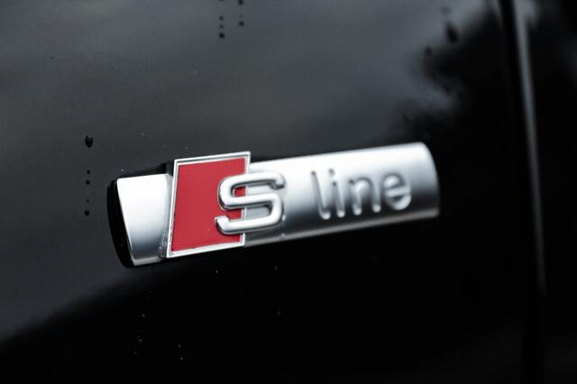 Audi Q4 e-tron 40 edition S Line Competition 77 kWh HUD l Leder l Matrix LED l