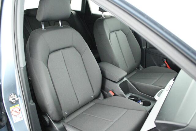 Audi Q4 e-tron 35 170pk Launch edition 55 kWh SOH 91% Warmtepomp Trekhaak Stoelverwarming Led Carplay