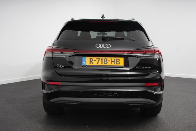 Audi Q4 e-tron 40 Advanced Edition Navigatie Climate Control DAB Led Electrisch bedienbare achterklep 19" Lichtmetalen velgen