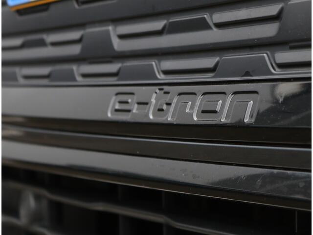 Audi Q4 e-tron 35 Launch edition 55 kWh | Matrix LED | Getint glas | 91,3% SOH