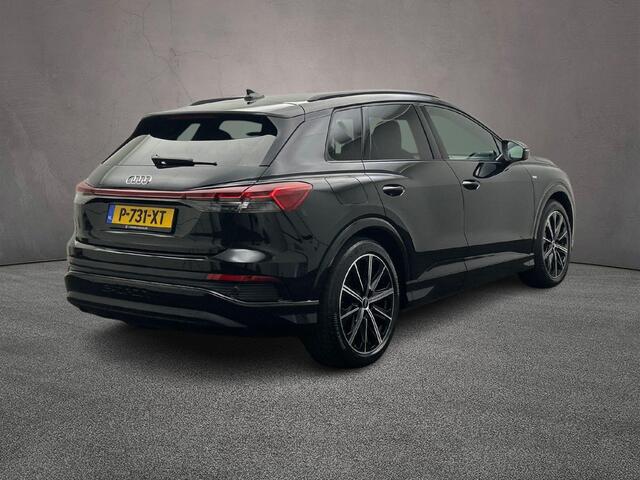 Audi Q4 e-tron 40 S edition 77 kWh | Trekhaak | Dynamiek pakket | Sonos | Warmtepomp | Matrix-led | Camera | Carplay |