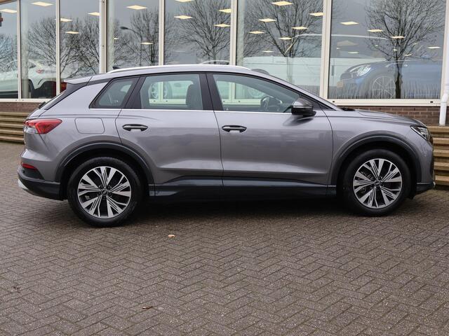 Audi Q4 e-tron 40 LAUNCH EDITION ADVANCED 77KWH + WEGKL. TREKHAAK | SPORTSTOELEN | ADAPTIVE CRUISE | CARPLAY | STOELVERW.