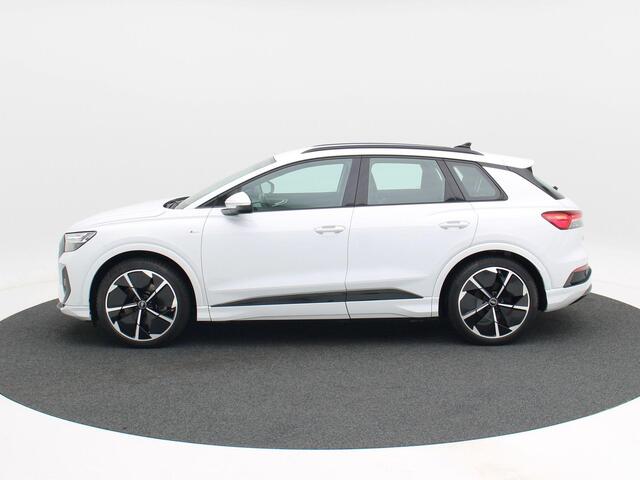Audi Q4 e-tron 40 Launch edition S Competition 77 kWh | Adaptive Cruise | Climate Control | Stoelverwarming | Trekhaak | Navigatie | Camera | Carplay | 21 Inch | 121.262 Km!!