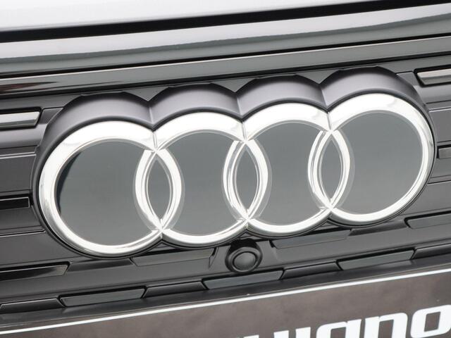 Audi Q4 e-tron S edition Competition 45 | 286 Pk | 20 inch | Privacyglas | Matrix Led | Assistentiepakket plus |