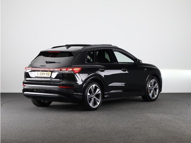 Audi Q4 e-tron 40 Launch edition S Competition 77 kWh 204pk | SoH 93% | Panoramadak | Head-up Display | Navigatie | Stoelverwarming