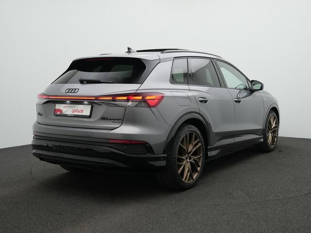 Audi Q4 e-tron 50 Quattro Edition One 82 kWh 299 pk | Panoramadak | Warmtepomp | Head-up display | Sonos