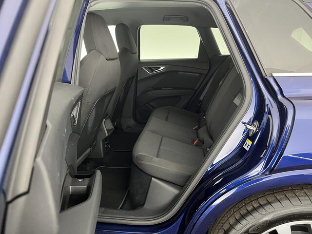 Audi Q4 e-tron 40 Advanced edition 77 kWh [ 3-Fase ] {SOH-92%} (INCL.BTW) Aut.*HEAT-PUMP | NAVI-FULLMAP | MATRIX-LED | KEYLESS | AUDI-SOUND | DIGI-COCKPIT | DAB | CARPLAY | HEATED-SPORTSEATS | PRIVACYGLASS | CRUISE | 19''ALU*