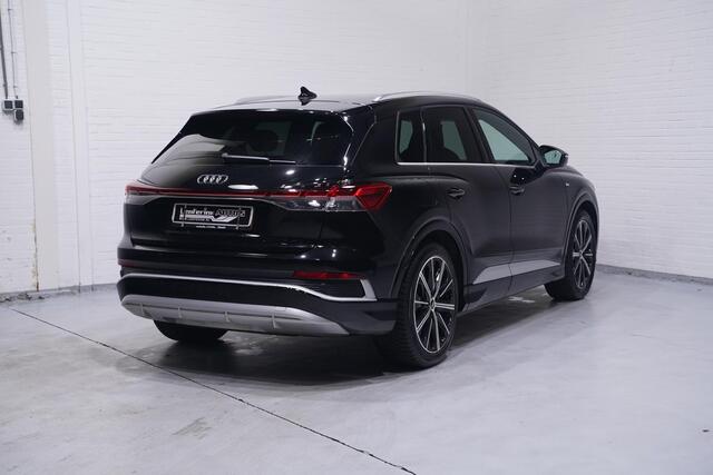 Audi Q4 e-tron 40 Launch edition S Competition 77 kWh NAP Trekhaak Apple Carplay Camera Warmtepomp Led matrix