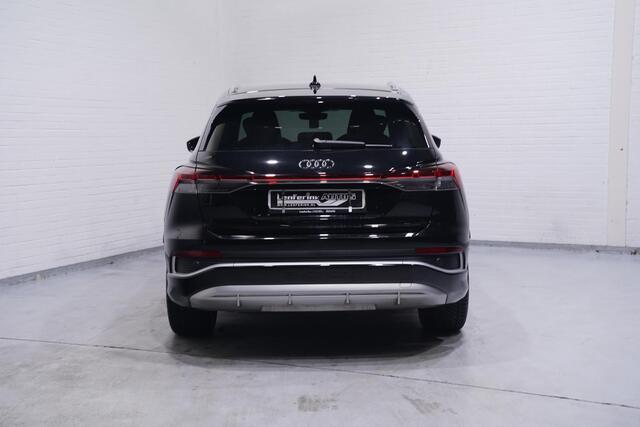 Audi Q4 e-tron 40 Launch edition S Competition 77 kWh NAP Trekhaak Apple Carplay Camera Warmtepomp Led matrix