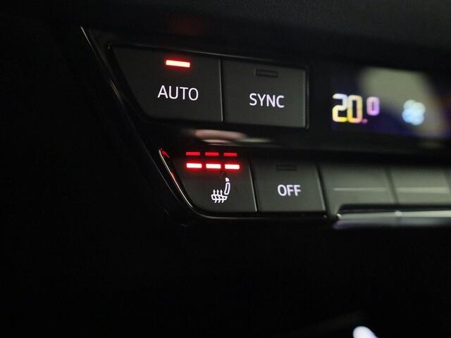 Audi Q4 e-tron 40 S Line 150kW/204PK S edition · Leder · Trekhaak · Camera + Parkeersensoren