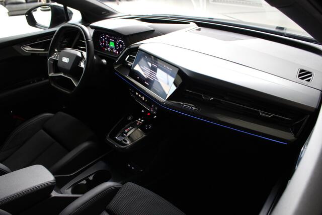 Audi Q4 e-tron 40 Launch edition S Competition 77 kWh Navigatie | Sonos | Trekhaak | 21" Velgen