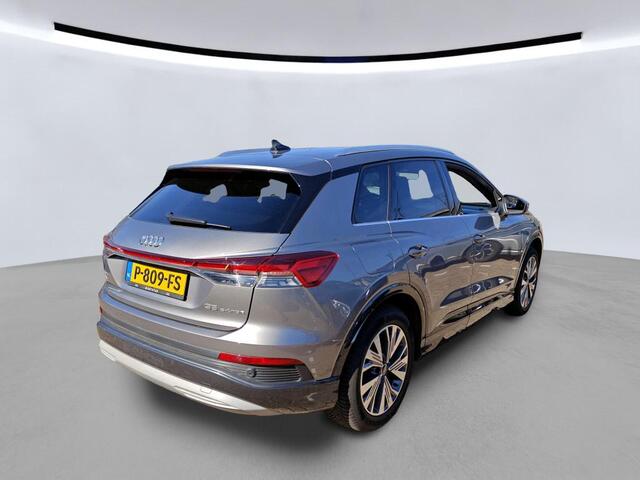 Audi Q4 e-tron 35 Launch edition Advanced 55 kWh | Stoelverwarming | Cruise Control | Navigatie | Apple Carplay | Keyless | Parkeersensoren | RS Seats | Matrix LED | BTW | NAP