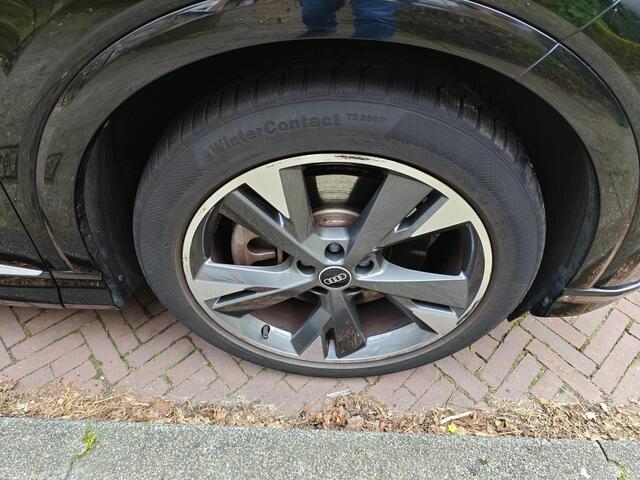 Audi Q4 e-tron 40 S edition 77 kWh 204pk / Matrix LED / Elek Achterklep / Camera / Navigatie / 20" LMV / NOG NIET PUBLICEREN IVM SPUITWERK