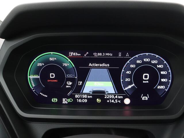 Audi Q4 e-tron 35 Launch edition S Competition 55 kWh | 170 PK | Trekhaak wegklapbaar | Warmtepomp | Panoramadak | Matrix LED koplampen | S line |