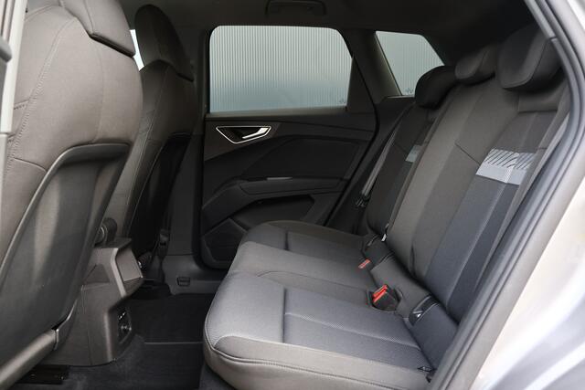 Audi Q4 e-tron 40 Launch edition Advanced 77 kWh | 94% soh! | Stoelverwarming | Adaptieve Cruise | Virtual Cokpit | Elektr. Achterklep | Apple Carplay / Android Auto