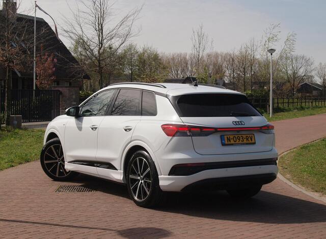 Audi Q4 e-tron 40 S edition 77 kWh | S-Line | Head-Up Display | Camera | ACC | Apple Carplay |