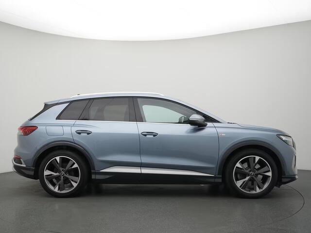 Audi Q4 e-tron 40 S-LINE 82 kWh (150kW/204pk) ** LED, NAVI+, WARMTEPOMP, ADAPT. CRUISE, 20-inch LMV ** 1e EIG - 31K onder NP - UNFALLFREI ** ** INFORMEER OOK NAAR ONZE AANTREKKELIJKE FINANCIAL-LEASE TARIEVEN **