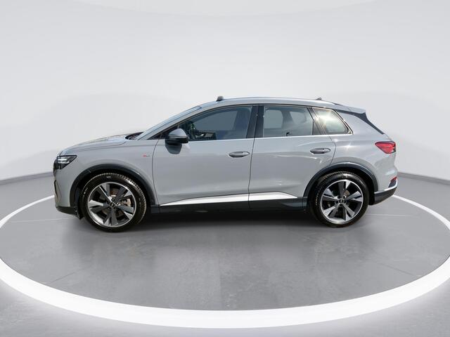 Audi Q4 e-tron 40 Edition 77 kWh / 204pk S Line · Panoramadak · Trekhaak · Apple/Android Car Play · Leder/Stof