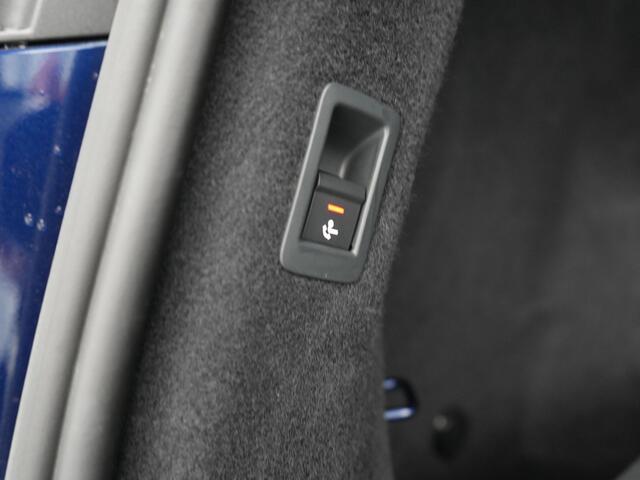 Audi Q4 e-tron 40 Advanced edition 77 kWh 204pk Dealer O.H. | S-Line Interieur | Trekhaak Af Fabriek | Adaptive Cruise | Camera | Blis | Sportstoelen Verwarmd | Apple Carplay | Navigatie | DAB |