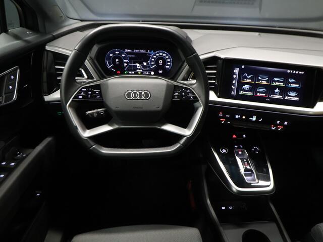 Audi Q4 e-tron 40 Launch edition Advanced Plus 77 kWh [TREKHAAK ELEKTRISCH UITKLAPBAAR, APPLE CARPLAY, ANDROID, SONOS AUDIO, STOELVERWARMING, ADAPTIVE CRUISE, CAMERA, CLIMATE, NIEUWSTAAT]