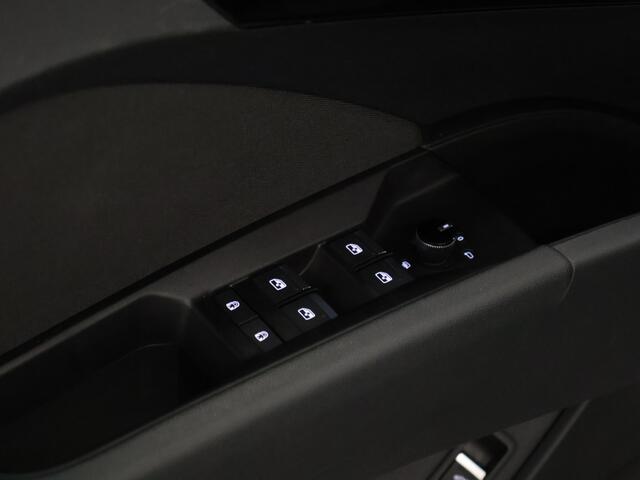 Audi Q4 e-tron 40 Launch edition Advanced Plus 77 kWh [TREKHAAK ELEKTRISCH UITKLAPBAAR, APPLE CARPLAY, ANDROID, SONOS AUDIO, STOELVERWARMING, ADAPTIVE CRUISE, CAMERA, CLIMATE, NIEUWSTAAT]