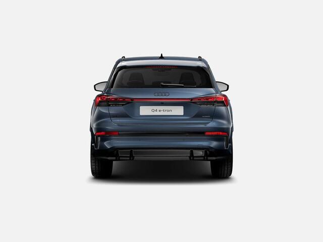 Audi Q4 e-tron S edition quattro 82 kWh 340 PK · Tech pro · Glazen panoramadak · Augmented reality head-up display