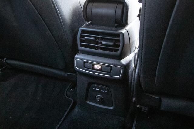 Audi Q4 e-tron 40 Advanced edition 77 kWh | Sportstoelen | 19" LMV | Adapt Cruise | Camera |