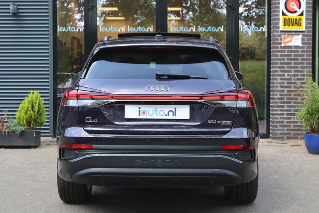 Audi Q4 e-tron 50 quattro S Edition 77 kWh Optiek Zwart S-Line/Pano/Leder/Matrix LED/Elek. stoelen+mem/Head-up/Camera/Keyless/20"