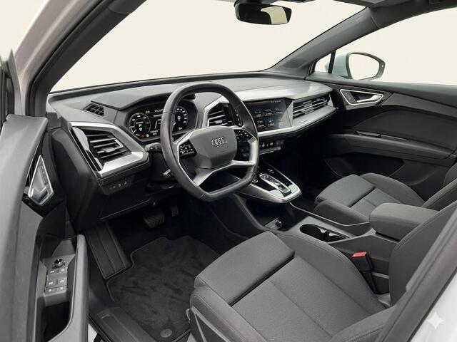 Audi Q4 e-tron 40 Launch edition Advanced Plus 77 kWh 204pk | Navigatie | Parkeercamera | Matrix | Adaptieve cruise controle
