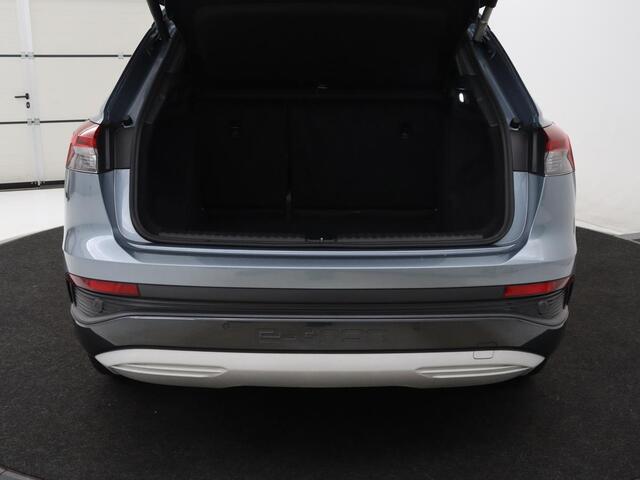 Audi Q4 e-tron 35 Launch edition Advanced 55 kWh | SOH 91% | Carplay | Stoelverwarming| Matrix LED | DAB | Cruise control | Parkeerhulp | Virtual cockpit | Navigatie