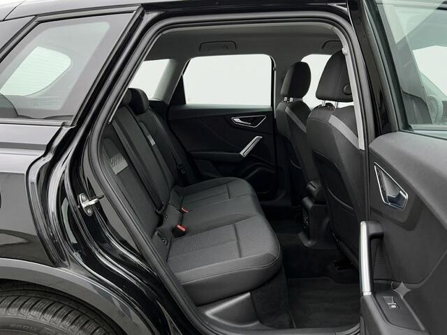 Audi Q4 e-tron 40 Launch edition Advanced 77 kWh 204pk | Navigatie | Trekhaak | Apple Carplay /- Android auto | Stoelverwarming
