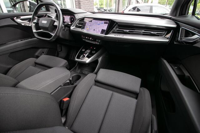 Audi Q4 e-tron 40 Advanced edition 77 kWh | Sportstoelen | 19" LMV | Adapt cruise | Camera |