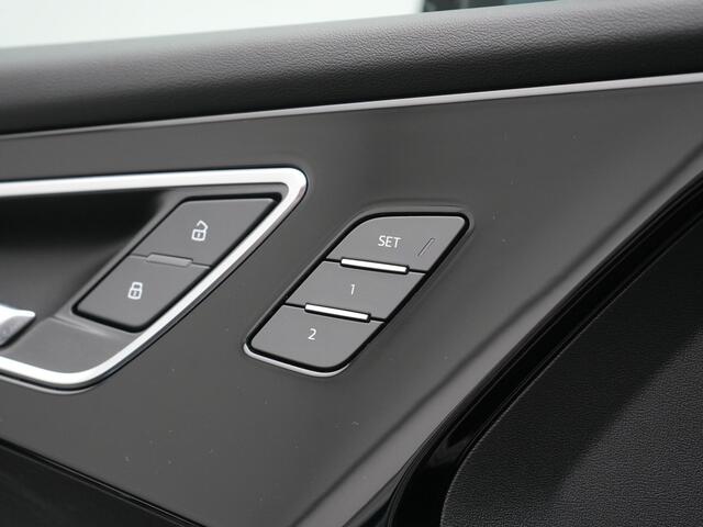 Audi Q4 e-tron 45 Quattro S Line 82 kWh 265pk Dealer O.H. | Trekhaak Af Fabriek | Panodak | Adaptive Cruise | Camera | Sportstoelen Memory & Verwarmd | Sfeerverlichting | Keyless | Navigatie | DAB |