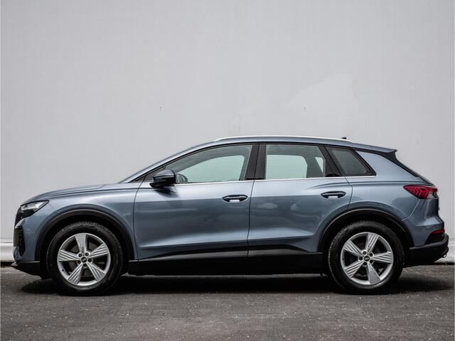 Audi Q4 e-tron 35 Launch edition 55 kWh SOH 91% Trekhaak/ Camera/ Stoelverwarming/ Navigatie Apps/ Carplay/ Adapt. cruise/ 19" Lmv