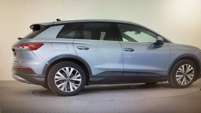 Audi Q4 e-tron BWJ 2022 | 35 Launch edition Advanced 55 kWh | SPORTSTOELEN | CARPLAY | CLIMA | STOELVERW | CAMERA A | PDC 2X | LICHTMETAAL |