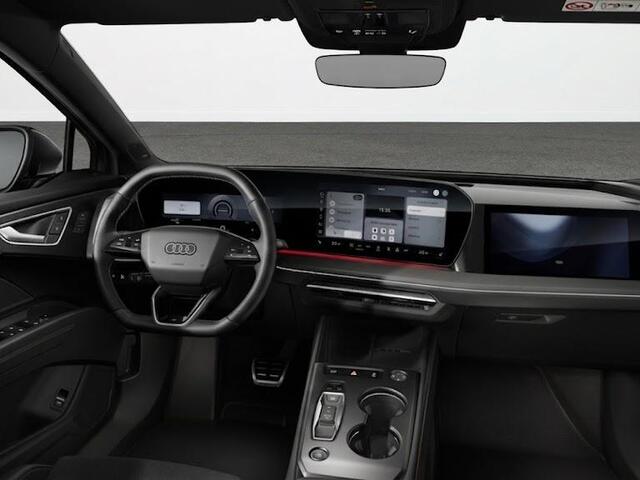 Audi Q4 e-tron 45 S edition competition 82KWh 340 pk | Techniekpakket Pro | elektrische stoelen | Glazen panoramadak | head-up display |