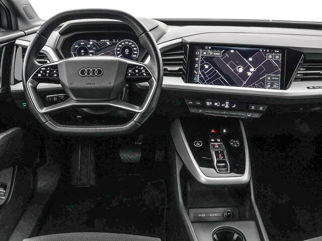 Audi Q4 e-tron 40 204pk Advanced edition 77 kWh · SOH 97,1 · Camera · Apple/Android Car Play · Navigatie · Dodehoek Detectie · 19'' Inch ·