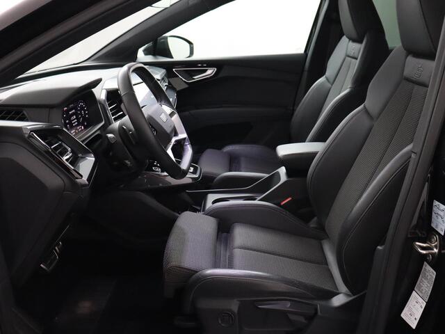 Audi Q4 e-tron 40 S-line 77 kWh Panoramadak | Trekhaak wegklapbaar | Adaptieve cruise control