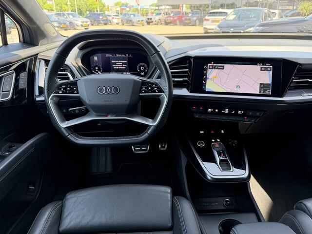 Audi Q4 e-tron 50 quattro Launch edition S-Line 77 kWh Panoramadak Head-Up Display Sonos Sound Systeem Leder Elek Stoelverstelling Carplay