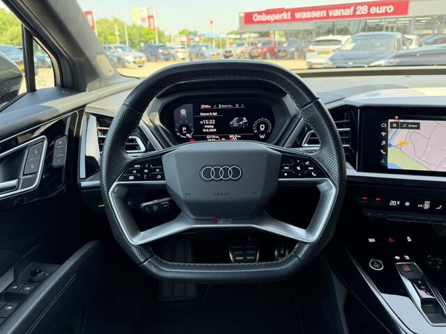 Audi Q4 e-tron 50 quattro Launch edition S-Line 77 kWh Panoramadak Head-Up Display Sonos Sound Systeem Leder Elek Stoelverstelling Carplay