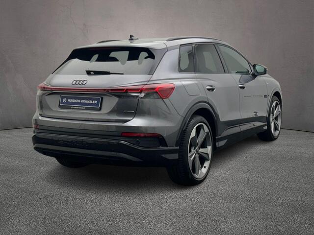 Audi Q4 e-tron 45 quattro S Edition Competition 82 kWh | Matrix | Amientverlichting-Plus | Privacy-Glas | 20 Inch | Assistentiepakket-Plus |
