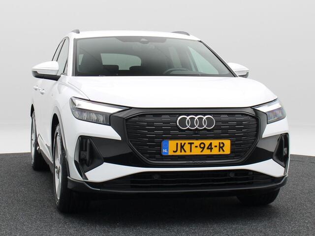 Audi Q4 e-tron 35 S-Line 55 kWh 170 Pk | Head Up | Stoelverwarming | Matrix LED | Adaptive Cruise | Camera | Warmtepomp | 20 Inch | 44.129 Km !!