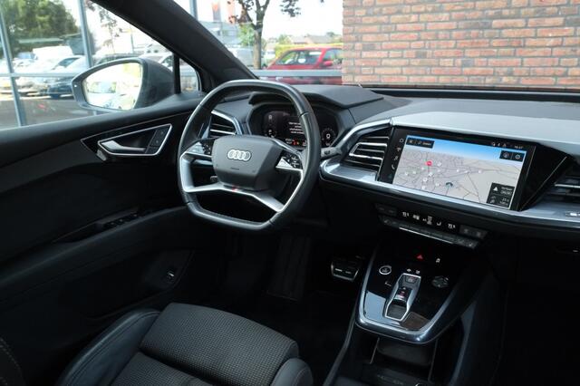 Audi Q4 e-tron 45 e-tron quattro S-line trekhaak, panorama
