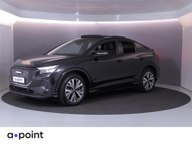 Audi Q4 e-tron 40 S edition 77 kWh 204 pk | Navigatie | Panoramadak | Parkeersensoren (Park assist) | Achteruitrijcamera | Autom. airco (3 zones) | Keyless | S-Line |