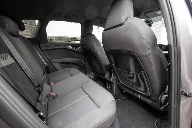 Audi Q4 e-tron 40 Advanced edition 77 kWh | Ad. cruise | Stoelverw. | HUD | Trekhaak wegklapb. |