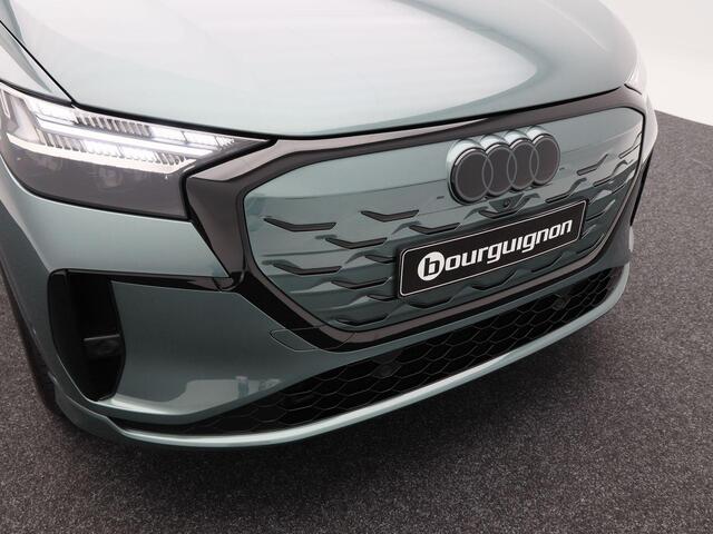 Audi Q4 e-tron S edition quattro performance | 82 kWh | 21 inch | Pivacyglas | Zwart optiek | Head up display | Bijrijdersdisplay|
