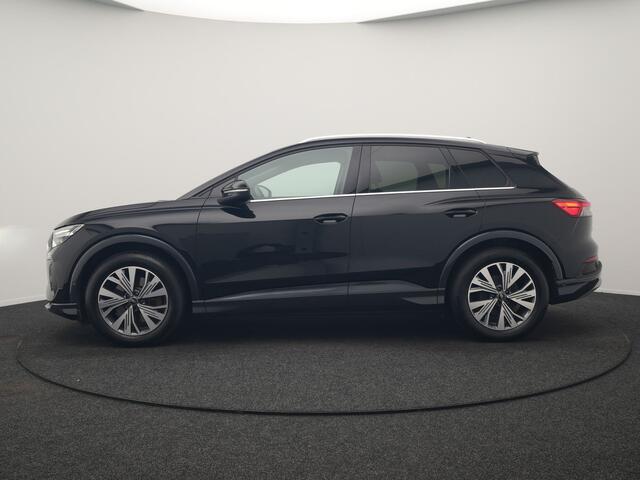 Audi Q4 e-tron 40 Edition 77 kWh 204pk Dealer O.H | Adaptive Cruise | Camera | Sportstoelen Verwarmd | BLIS | Keyless | Virtual | Navigatie | DAB | 19"L.M |